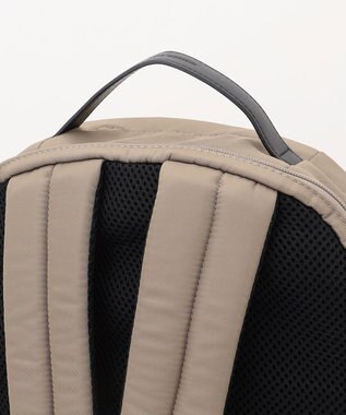 LA BAGAGERIE 【maison vert】 【撥水・多収納】撥水ナイロン多収納バックパック グレージュ