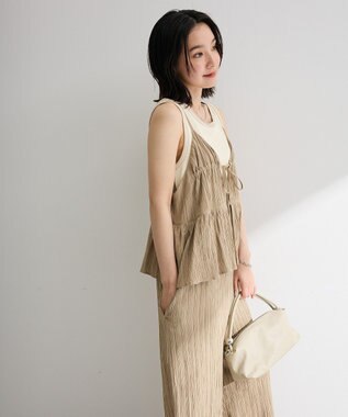 Green Parks ジャガードフリルサロペット Beige