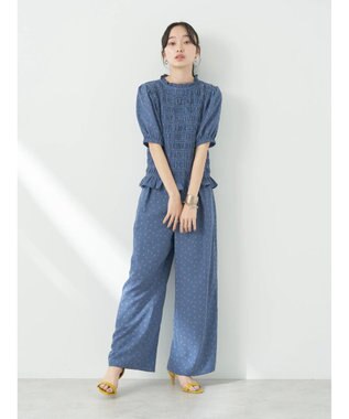 earth music&ecology 花柄パフスリシャーリングブラウス Navy