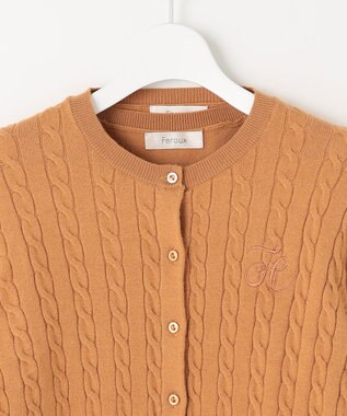 Feroux 【古畑星夏さん着用・アンサンブル】ロゴ刺繍入りケーブルアンサンブル ニット キャメル系
