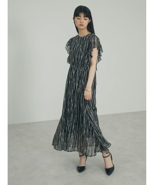 Green Parks ａ．肩フリルプリントワンピース Black