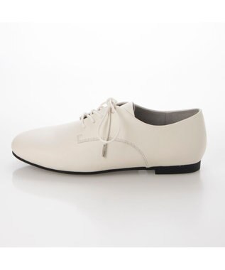 ing <ing>ソフトレースアップシューズ ホワイト