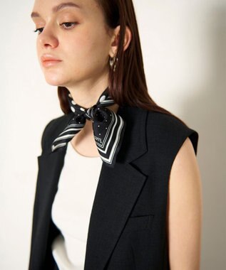 GRACE CONTINENTAL ブッチャーテーラーベスト ブラック