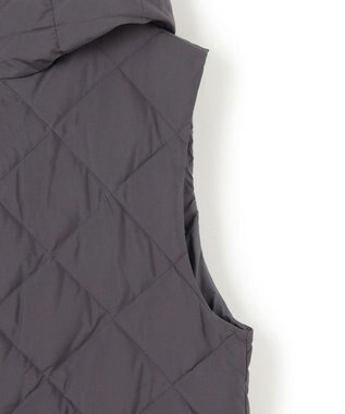 UNFILO 【TAION×UNFILO 】フード付きジレ チャコール