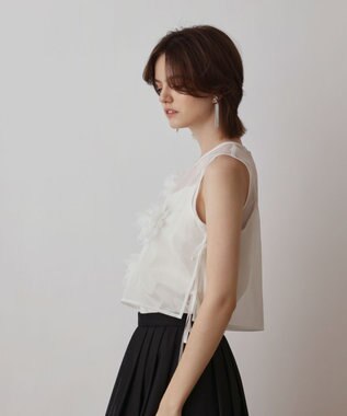 GRACE CONTINENTAL メッシュフラワートップ ホワイト