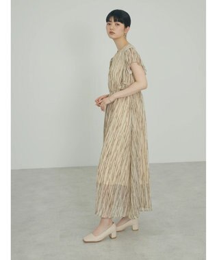 Green Parks ａ．肩フリルプリントワンピース Beige