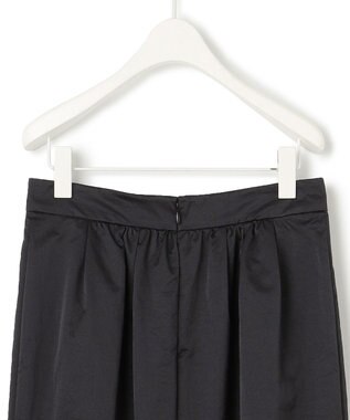 ICB メタリックナイロンサテン コクーンスカート ブラック系