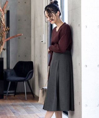 Tiaclasse 大人上品なウール調タックフレアスカート チャコールグレー