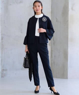 組曲 L 【KUMIKYOKU NAVY】コンフォータブルドレープ フリルテーパードパンツ ネイビー系