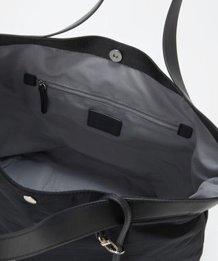 TOPKAPI 【Breath TOPKAPI】MORPH モーフ リンクルナイロン トートバッグ チャーム付き　A4 / 超軽量 /撥水 ブラック