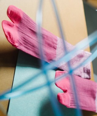 TRICOTE COLOUR TABI SOCKS / カラータビソックス 72PINK