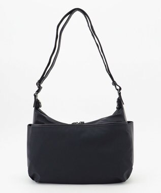 Y'SACCS 【ナイロンタフタ×リサイクルレザー】デイリーショルダー　Mサイズ ブラック