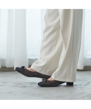 Riz raffinee 【3E】バックルリボンモチーフパンプス ダークブラウンビー