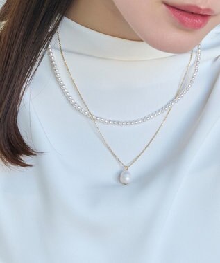 Phoebe 〈オンワード限定セット〉クラスパールライトフィットイヤリング×クラシカルパール2連ネックレス ホワイト