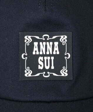 AURORA 【 ANNA SUI（アナ スイ）】マイメロディ&クロミ 刺しゅうブローチ付きキャップ ブラック