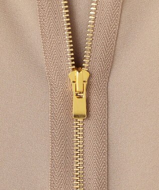 BEIGE， FLEUR / 異素材ネック ロングワンピース Beige
