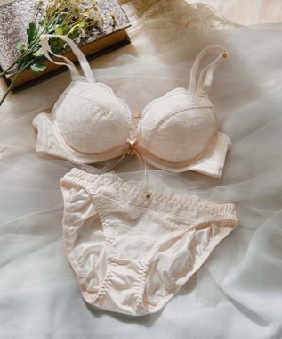 San-ai Resort（三愛水着楽園） 【northerly bra フィットシリーズ 脇胸すっきり】アミアゲレースアップ ブラジャー＆ショーツSet B～Fカップ