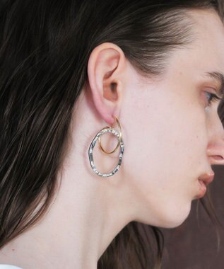 YECCA VECCA オーバルフープピアス