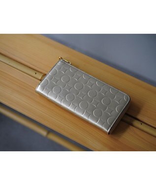 MIYABIYA La quoh with kirakaracho 南蛮七宝 エンボスレザーL字財布 利休白茶金色(ゴールド)