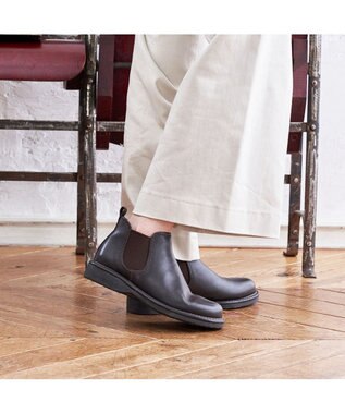 ing <ing>【サスティナブル】サイドゴアデザインアンクルブーツ