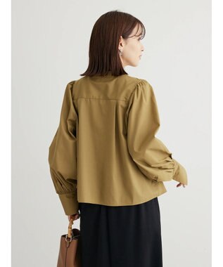 Green Parks タックブラウス Beige