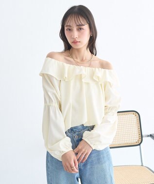earth music&ecology 2wayオフショルバルーンヘムフリルブラウス Ivory