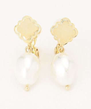 TOCCA SWING PEARL CLOVER EARRINGS イヤリング ゴールド系