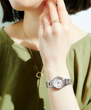 CITIZEN 【xC】北川景子 広告着用モデル エコ・ドライブ電波時計 サクラピンク 軽量 サクラ色