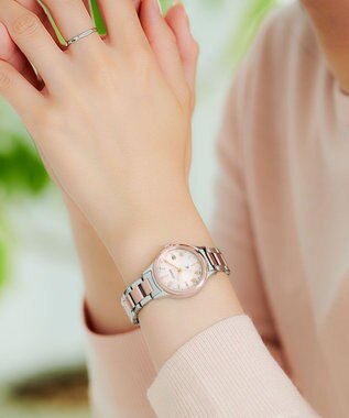 CITIZEN 【xC】北川景子 広告着用モデル エコ・ドライブ電波時計 サクラピンク 軽量 サクラ色