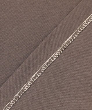 BEIGE， 【洗える】VERONICA / カラーステッチ半袖クルーネックＴシャツ Slate