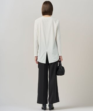 ICB L 【マシンウォッシャブル可】ライトトリコット バックスリット入り長袖プルオーバー オフホワイト系