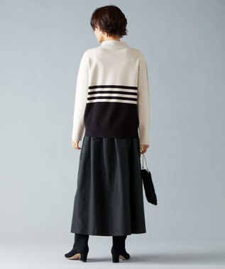 自由区 【WEB限定カラーあり】【セットアップ対応・洗える】レーヨンストレッチモックネック ニット [WEB限定]シャンパン×ブラック