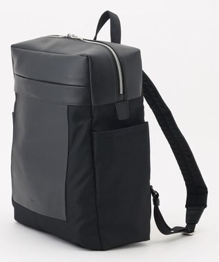 Y'SACCS 小西真奈美×Y'SACCS コンビスクエアリュックサック ブラック