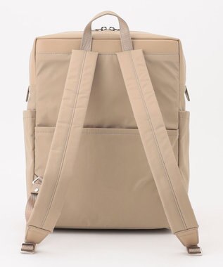 Y'SACCS 小西真奈美×Y'SACCS コンビスクエアリュックサック グレージュ