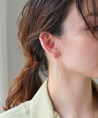 Phoebe 【痛くないシリーズ/金属アレルギー対応】スウィングクリスタルループフィットイヤリング　シャンパンゴールド シャンパンゴールド