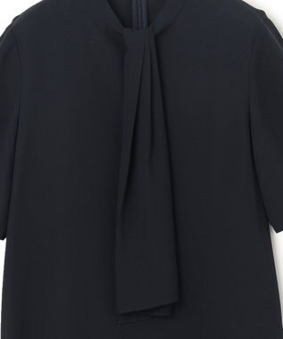 ICB L 【接触冷感・UVケア・速乾・洗える】BackSatinAmunzen  5分袖スカーフタイブラウス ネイビー系