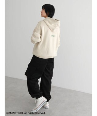 Green Parks ムジークタイガー／裏起毛刺しゅうフーディー Beige