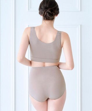 BRADELIS New York シリーズ160万枚突破 【BRADELIS NewYork / 育尻・伸びる・綿混・深め】モモパンツ・ショーツ#301 S～LL はくだけで簡単に補正 ダークグレージュ