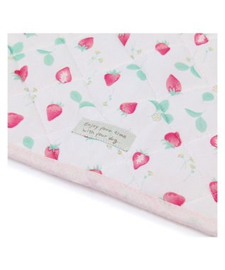 PET PARADISE ペットパラダイス クールマット 《いちご＆お花柄》 48×40㎝ いちご＆お花柄