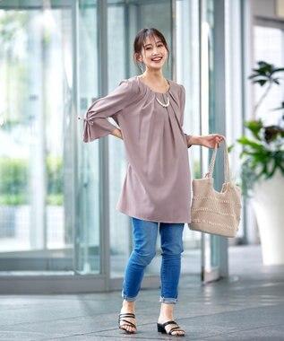 Tiaclasse L 【洗える】リボン付きタックスリーブチュニックブラウス グレージュ