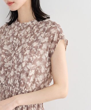YECCA VECCA 花柄プリーツワンピース Beige