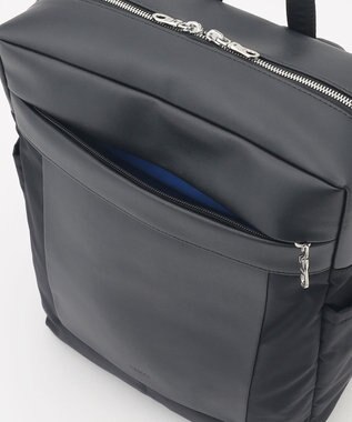 Y'SACCS 小西真奈美×Y'SACCS コンビスクエアリュックサック ブラック