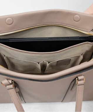 ACE BAGS & LUGGAGE Jewelna Rose フィンリー レザートート A4/13.3インチPC収納 65591 ジュエルナローズ グレージュ