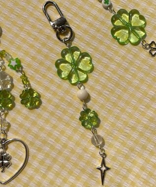 WEGO クローバービーズキーホルダー 柄2