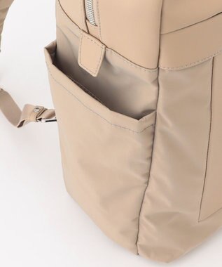 Y'SACCS 小西真奈美×Y'SACCS コンビスクエアリュックサック グレージュ