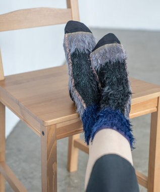 COQ HAPPY PENGUIN リバーシブルファーソックス ネイビー