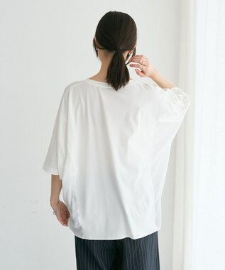 YECCA VECCA 裾ドロストデザインロゴTee Off White