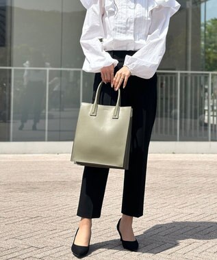 LA BAGAGERIE 【MONICA】アコーディオンスクエアトートM グレージュ