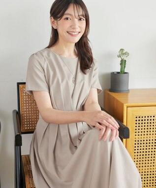 Tiaclasse 【おのののかさん着用】半袖&長袖選べる袖丈・タックフレアワンピース 半袖グレージュ