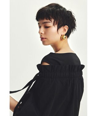 uncrave ライトプルーフナイロン オフショルブラウス ブラック